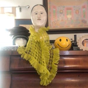 Vintage 1940s, girls Saks Fifth Avenue green shawl